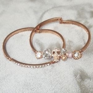 Betsey Johnson skull rose gold bracelet set